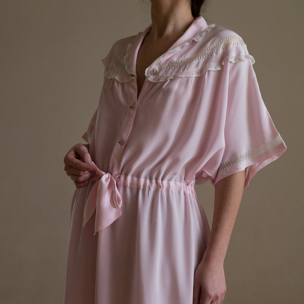 Sabellar. Vintage pink silk dress from early 20th Century from Majorca